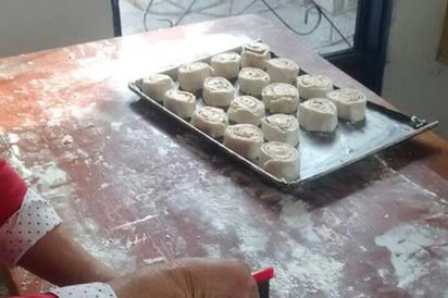 Aprovechan talleres de panadería