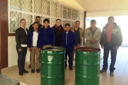 Reanudan entrega  de botes de Basura