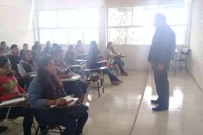 Inician cursos 500 estudiantes