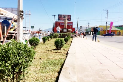 Rehabilitan la Plaza Venustiano Carranza