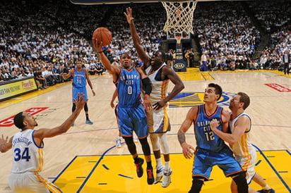 Warriors se impone a los Thunder