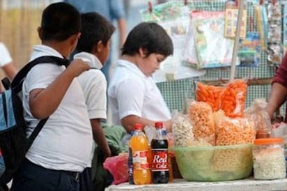 Niño de 8 años pesa 112 kilos