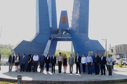 Conmemoran natalicio de Benito Juárez