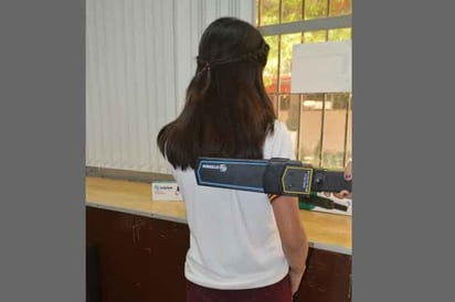 Cuenta la Secundaria 1 con detector de metales