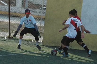 Apretado Triunfo de Tigres