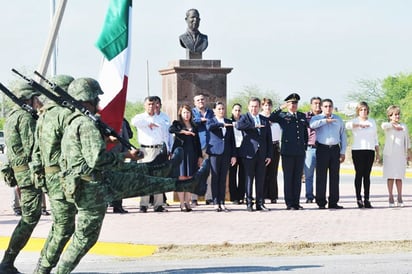 Ceremonia cívica por expropiación petrolera