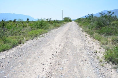 Habitantes de Soledad exigen pavimentación