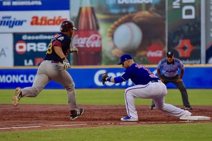 Vaqueros sacan el de la honra