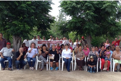 Reconocen sambonenses capacidad y trayectoria de Gladys