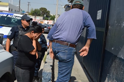 Peleaba pareja en cajero de CFE