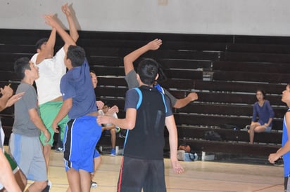 La Salle gana en el basquetbol municipal