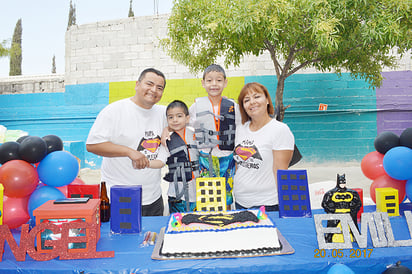 Emiliano y Ángel Se festejan