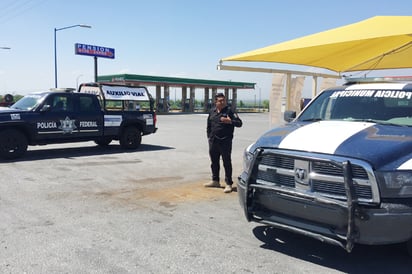 Policías acosan a mujeres