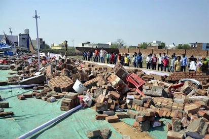 Caída de muro deja al menos 24 muertos