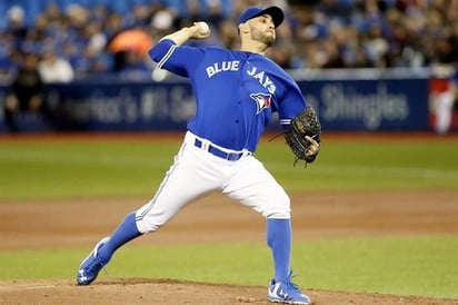 Marco Estrada suma cuarto triunfo