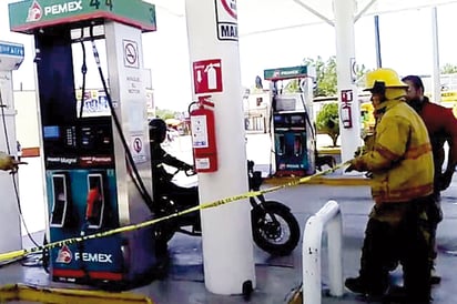 Daña bomba en gasolinera