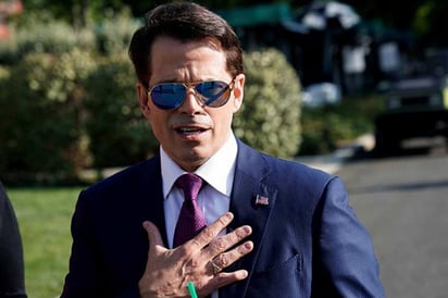 Remueve Trump a Scaramucci