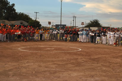 En Marcha Softbol de Empleados