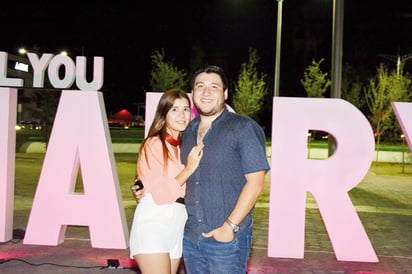 Marcela Briones y Luis Garza Will you marry me