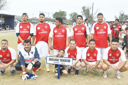 Molino Tandem alza el campeonato