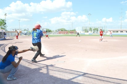 Siguen acciones del softbol Oriente