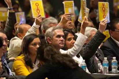 Avala conformación del Frente Amplio Democrático