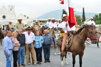 Llega la Cabalgata de Sabinas a Castaños