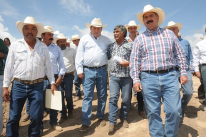 Mantiene su compromiso con la gente del Campo