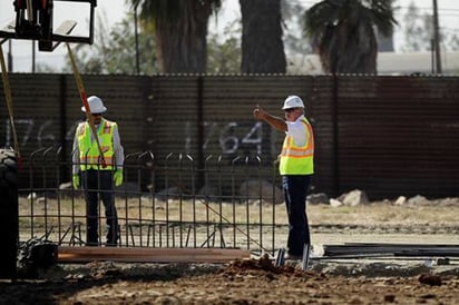 Muestran Prototipos de muro