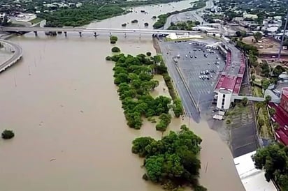 Se desborda el Río Bravo