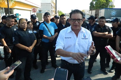 Paran policías por 2do. día