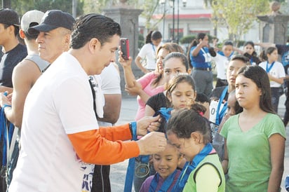 Realizan Carreras Infantiles