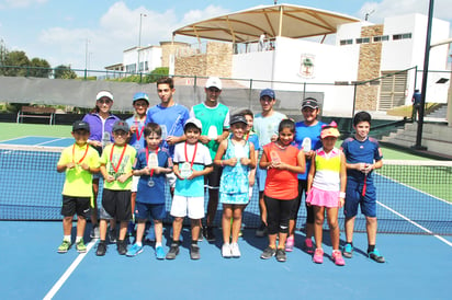 Finaliza Torneo de Tenis 250