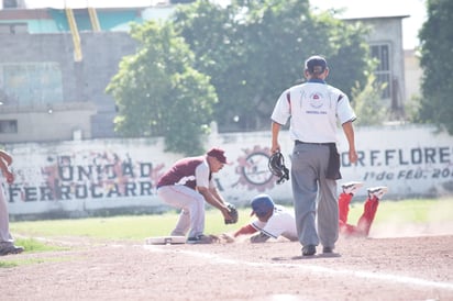 Águilas empareja la serie