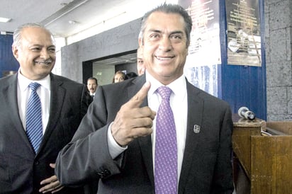 'El Bronco' rebasa a Margarita Zavala