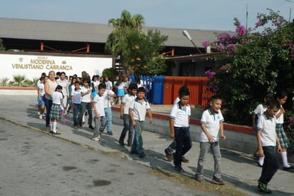 Ofrecerá SEP pláticas a padres y alumnos