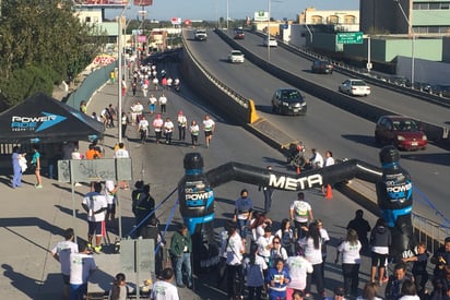 Celebró el IMSS con éxito carrera de 5 k