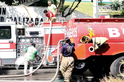 Hombre incendió su casa