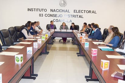 Convoca INE a participar como consejeros distritales