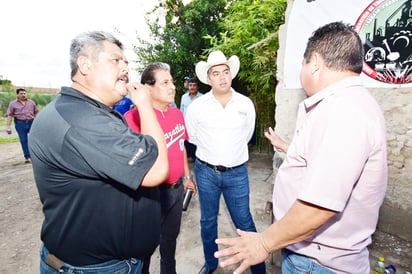 Exponen problema vial ante Paredes