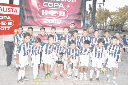 Rayados campeón en Pollos