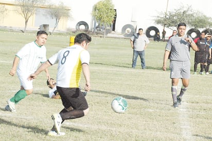 Aceros Monclova cierra ganando