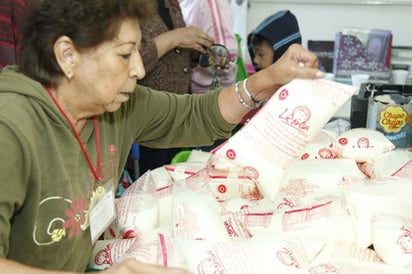 Venden a peso el litro de leche