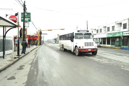 Congela el frío a las unidades del transporte