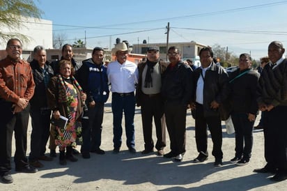 Convive con los mineros el Alcalde Florencio Siller