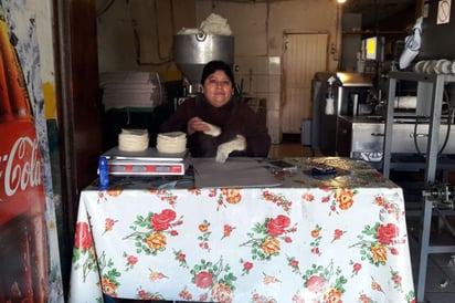 Mantienen precio de la tortilla en 16 pesos