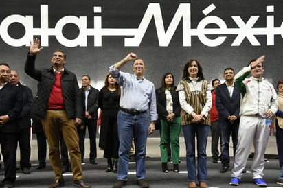 'Obrador destruye, confronta y divide'