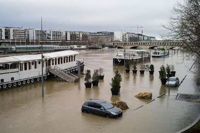 Se desborda el río Sena