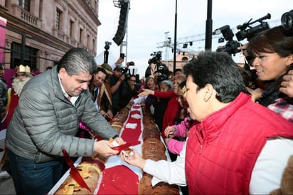 Sociedad y gobierno son quienes construyen La Paz