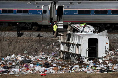 Choca tren con legisladores republicanos en EU